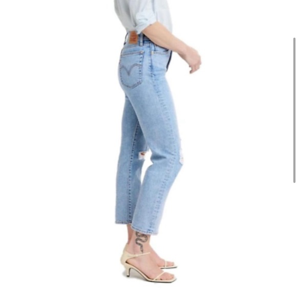 Levi’s Wedgie Straight Jeans - Picture 3 of 9